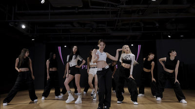 Pantalon Revers Blanc Réversible Jennie Pink Venom Dance Practice BlackPink