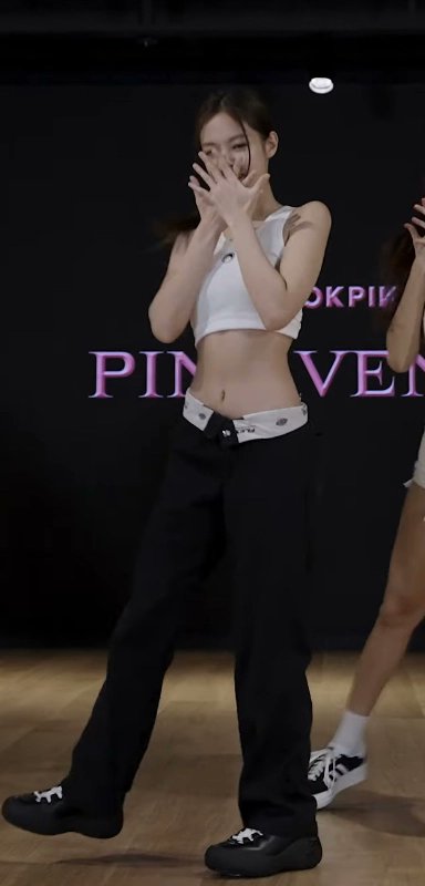 Pantalon Revers Blanc Réversible Jennie Pink Venom Dance Practice BlackPink