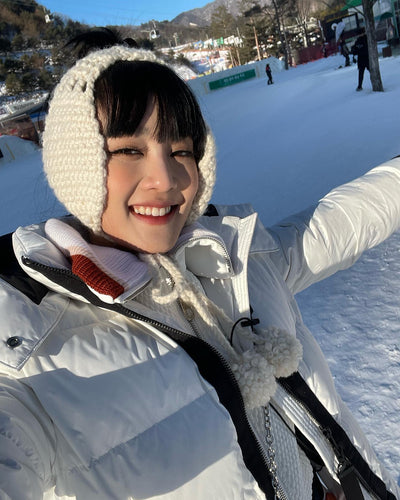 Protège Oreilles Hiver Serre Tette en Laine avec Pompon Minnie G I dle