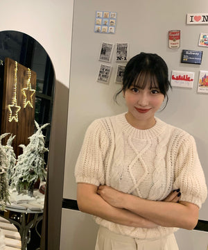 Pull Blanc Hiver Torsades et Manches Bouffantes Momo Twice Mode Femme