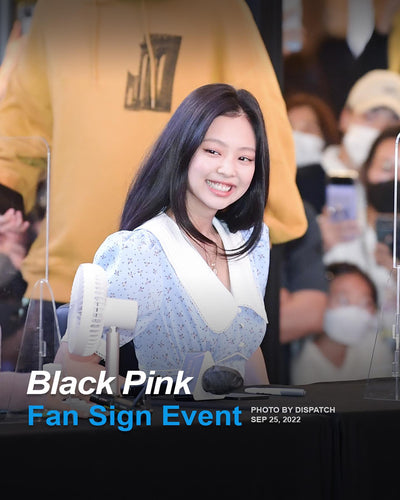 Robe Bleue Fleurs Col Blanc Dentelle Jennie BlackPink Fan Sign Born Pink Kpop