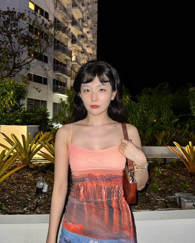 Robe Motifs Paysages Sépia Montagne dégradé Bretelles Seulgi Red Velvet