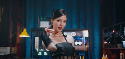 Robe Noire Habillée Bustier Cuir  Yujin Kep1er Wadada MV Kpop Debut