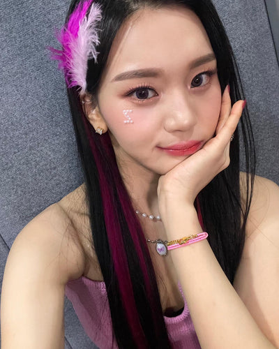 Robe Slim Bustier en V Rose Umji Viviz Bop Bop Inkigayo SBS Kpop Mode