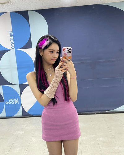 Robe Slim Bustier en V Rose Umji Viviz Bop Bop Inkigayo SBS Kpop Mode