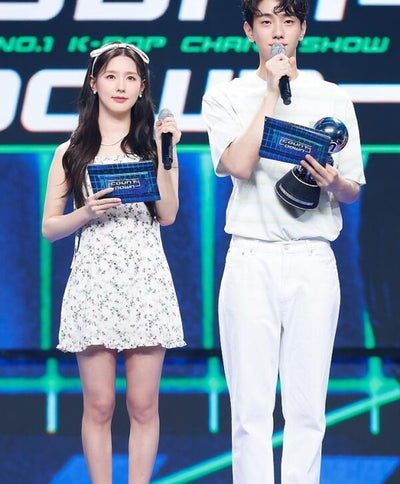 Serre Tete Bandeau Grand Noeud Blanc Miyeon G I Dle MC MCountdown KPOP