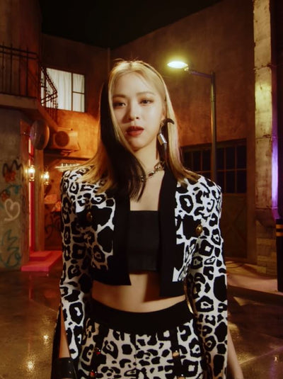 Veste châle Cardigan sans bouton Dalmatien AMAZING SATURDAY Ryujin Itzy