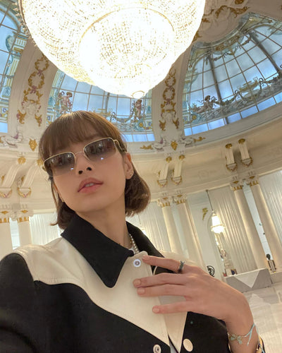 Veste Noire et Blanche Ample Poches stylisées en Flèches Lisa BlackPink